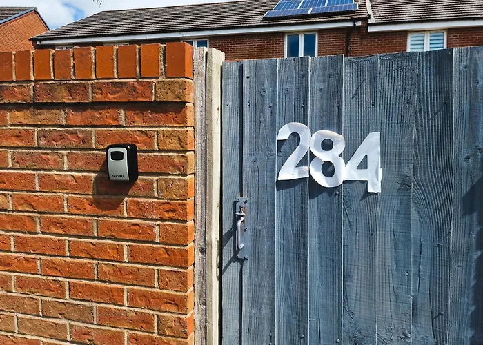 Terry Haven-2Bed,Coventry,Parking